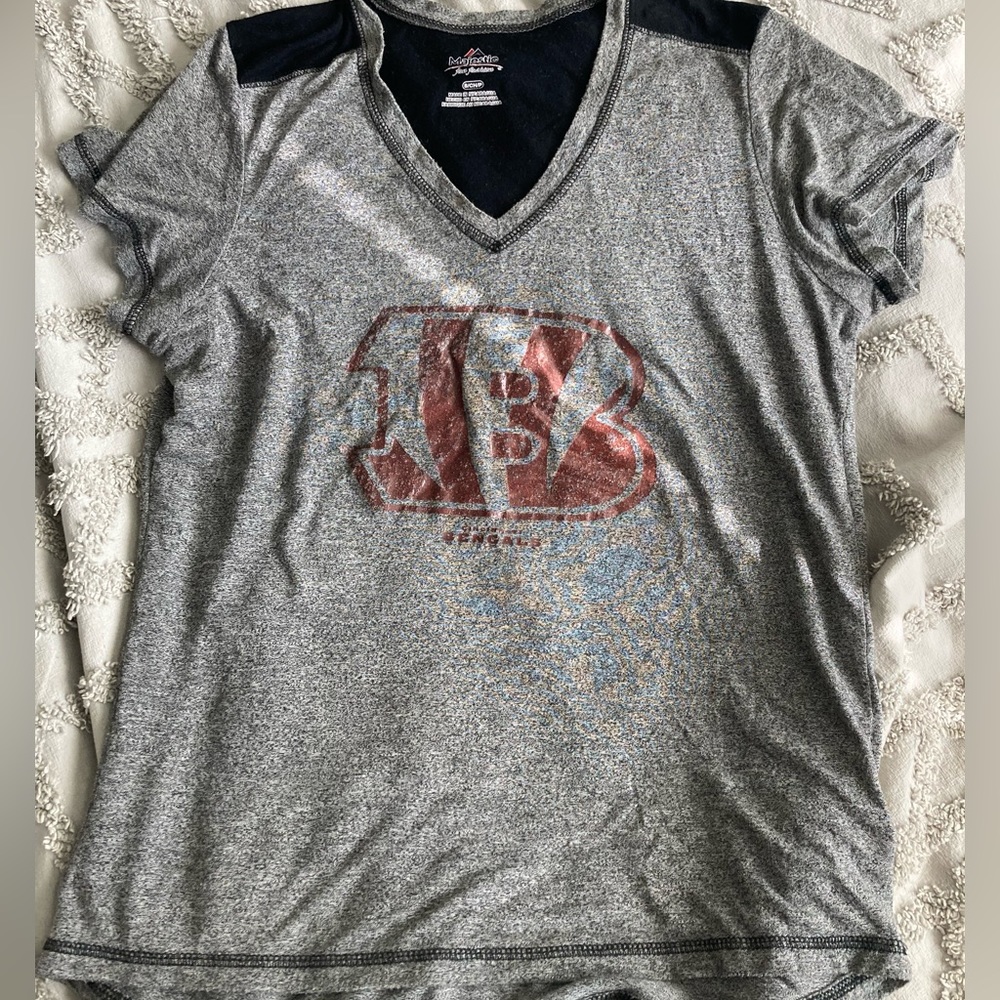 Short sleeved Cincinnati Bengals